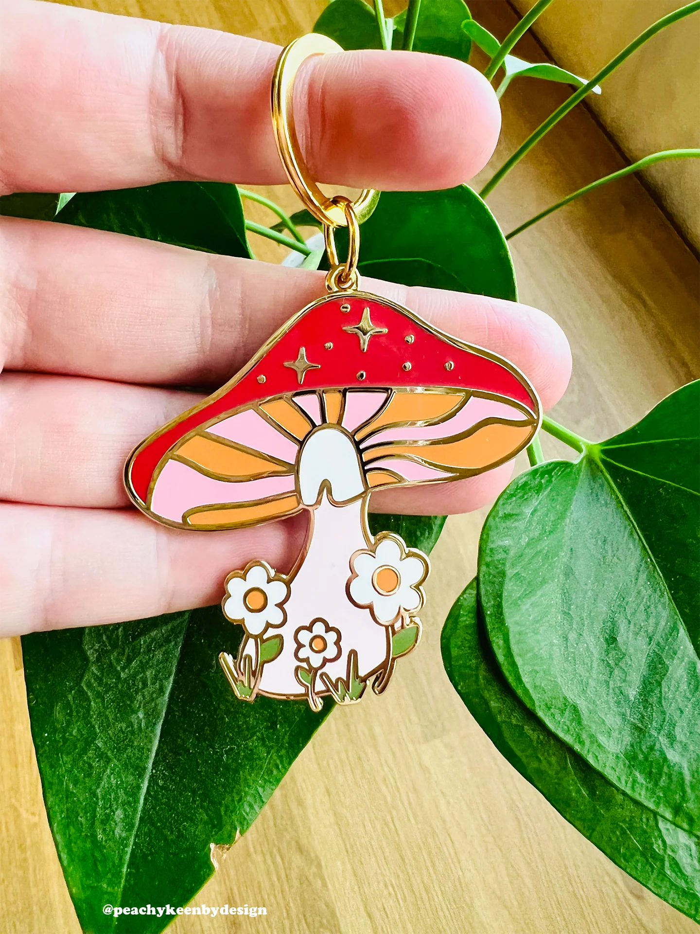 Mushroom-Retro Enamel Keychain